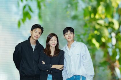 Kim Ha Neul Yeon Woo Jin and Jang Seung Jo In Nothing Uncovered